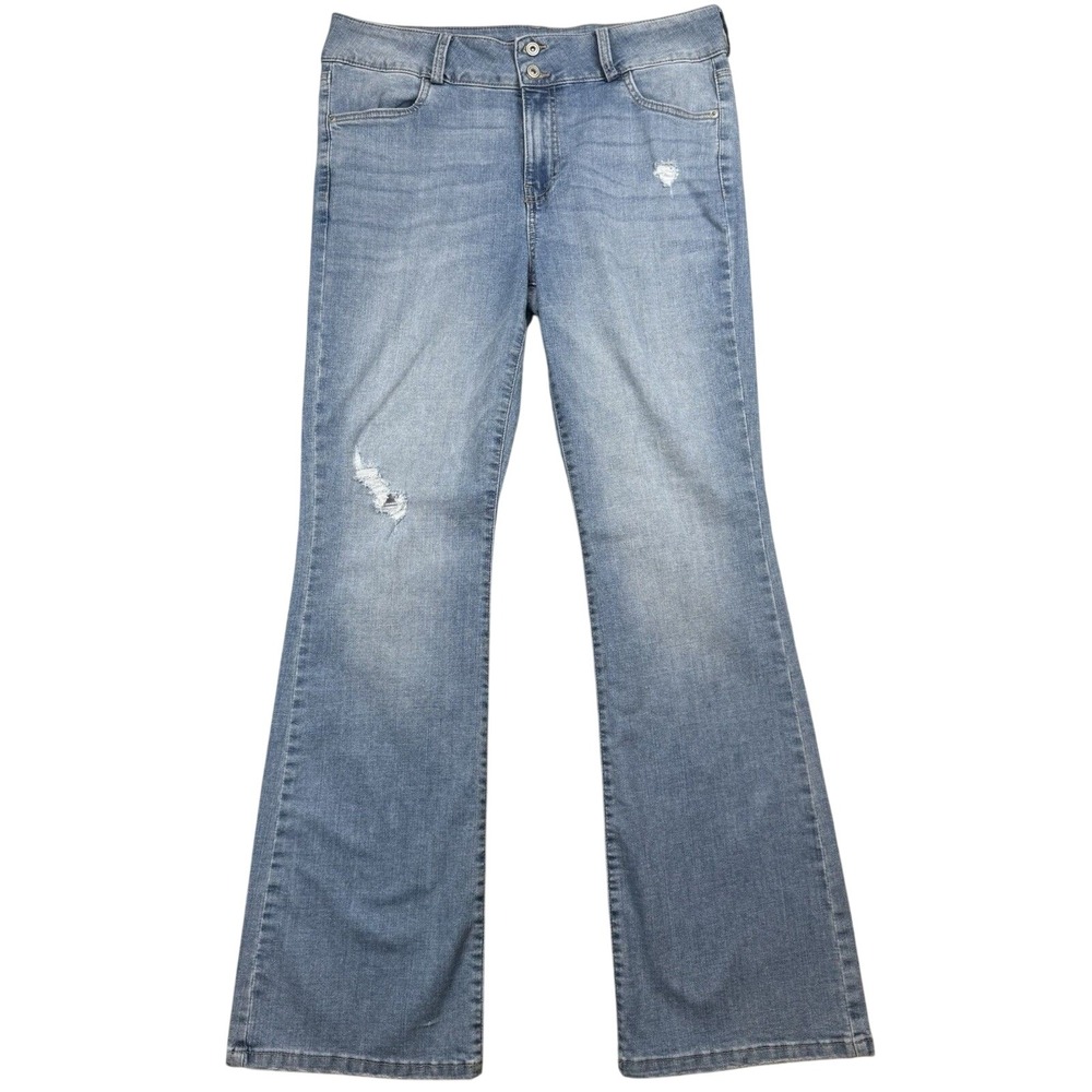 BCBG Jeans Women's 31 Blue Mid Rise Bootcut Light Wash Distressed